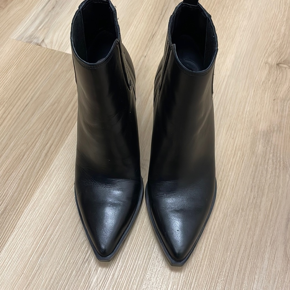 Marc fisher black booties